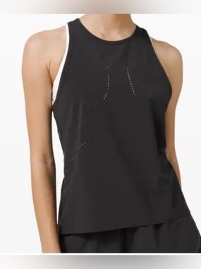 Lululemon Find Your Pace Tank Top in Black size 4/6